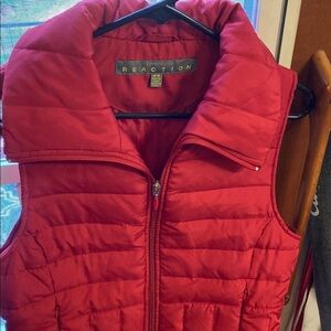 Kenneth Cole Reaction Women's Down Filled Red Puffer Vest Packable